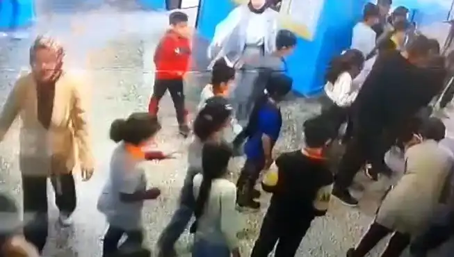Mardin'de Ani Bir Tehlike: Öğrenciyi Müdür Yardımcısı Kurtardı!