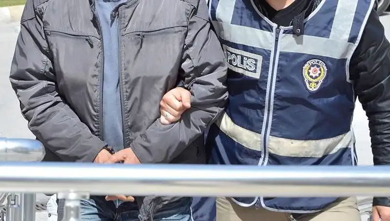 Samsun’da Uyuşturucu Operasyonu: 5 Şüpheli Yakalandı, İğrenç Ağın İzleri Ortaya Çıktı