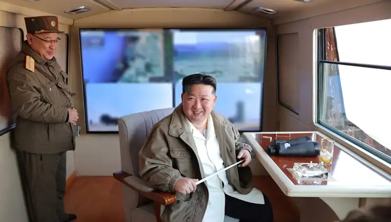 Kim Jong Un'dan Sarsıcı Test: Üstün Savaş Yeteneğine Sahip Uçaksavar Füzesi