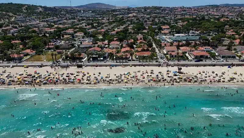 Çeşme'de Su Krizi: Kesinti Süresi Uzatıldı, Halk Tedirgin!
