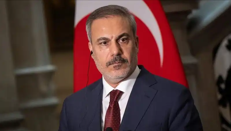 Türkiye, Azerbaycan ve Mısır İşbirliğini Güçlendiriyor: Bakan Fidan'dan Önemli Temaslar