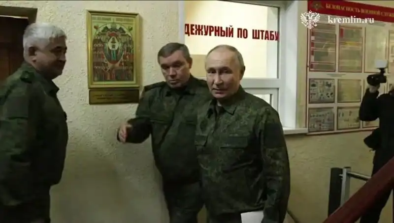 Putin'in Kursk Ziyareti: Rusya Suca'yı Geri Aldı, Sonuçlar Neler Olacak?