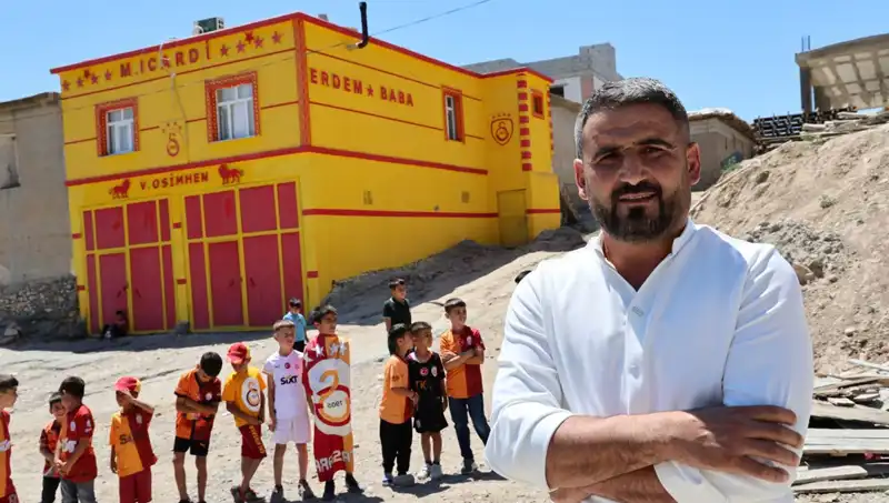 Fanatik Taraftar, Evini Osimhen ile Süsledi: Futbol Aşkı Duvarda Hayat Buldu