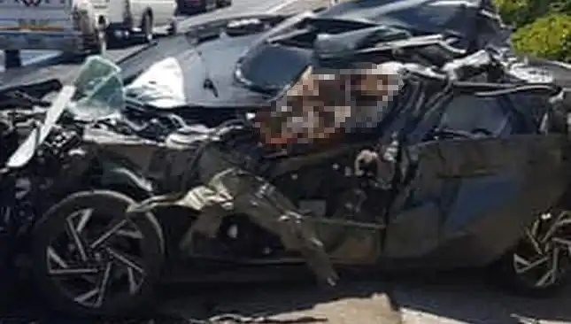 Şanlıurfa’da Feci Kaza: Tankerle Çarpışan Otomobilde 1 Kişi Hayatını Kaybetti