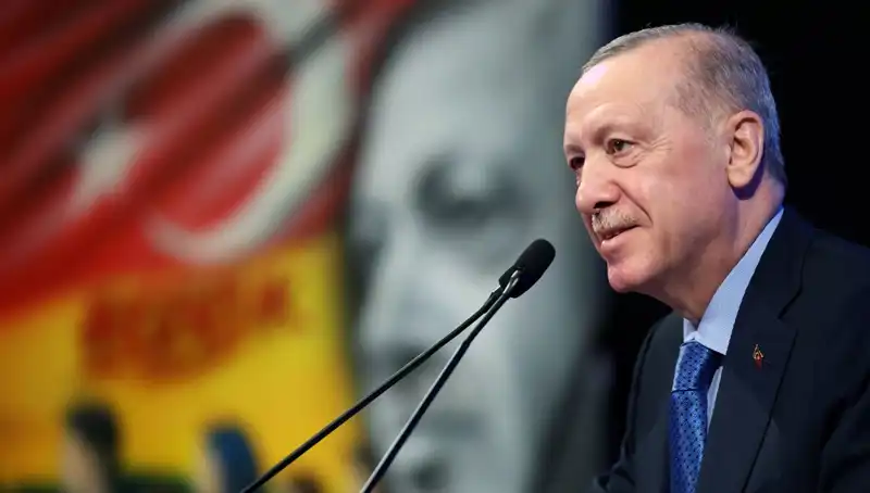 Cumhurbaşkanı Erdoğan’dan Şaşırtan Açıklama: Yarın Partimize Katılımlar Bekleniyor!
