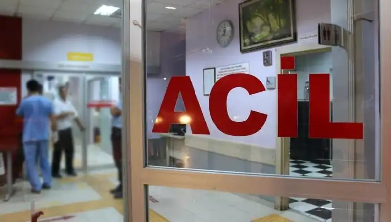 Burdur'da Bıçaklı Kavga: Korkutan Olayda Bir Kişi Ağır Yaralandı