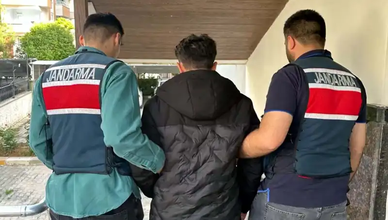 Türkiye’de Dolandırıcılık Çetelerine Yapılan Operasyon: 35 Kişi Tutuklandı