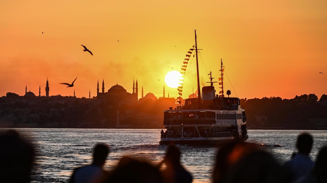 Türkiye, Turizm Geliri Rekorunu Kırdı