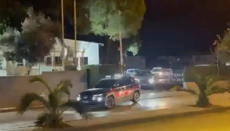 İzmir'de Şok Operasyon: 141 Hükümlü Bir Gecede Yakalandı!