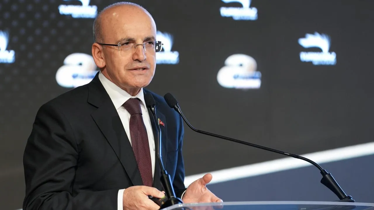 Bakan Şimşek: "Enflasyon Düşüyor, Daha da Düşecek"