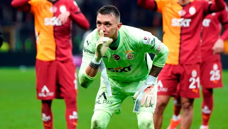 Muslera'nın Yerini Alacak İsim Belli Oldu: Galatasaray'da Yeni Kaleci Geliyor