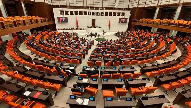 Türkiye Büyük Millet Meclisi'nde Yeni Dokunulmazlık Dosyaları Görüşülüyor