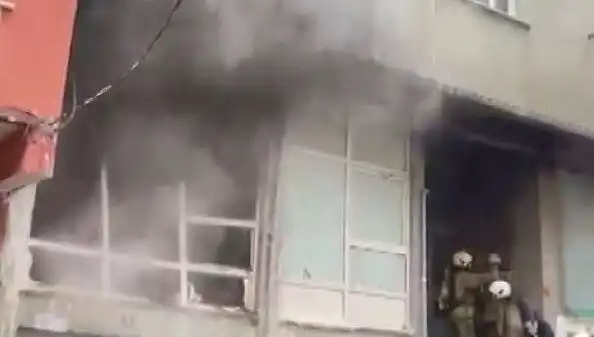 İstanbul'daki Beş Katlı Binada Korkutan Yangın: Olayın Ayrıntıları Ortaya Çıktı