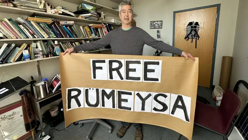 Rümeysa Öztürk İçin Açlık Grevine Başlayan Profesör, Dikkatleri Üzerine Çekti