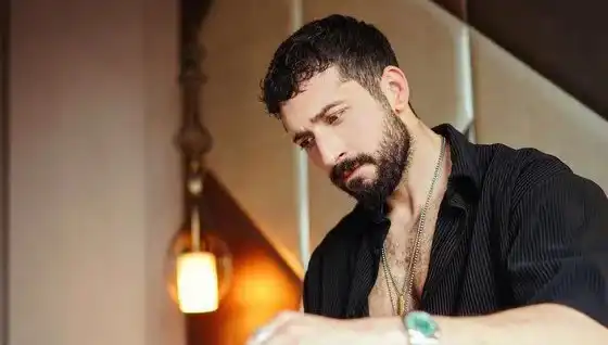 Oyuncu Emre Bulut’a Şok Suçlama: Sahte Komiserle Araç Kaçırma İddiası!