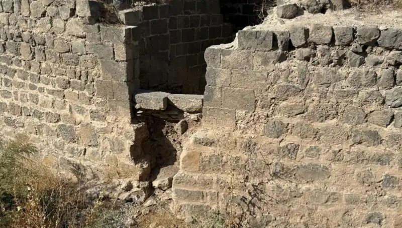 Diyarbakır'da Saint George Kilisesi'nin Tarihi Sırrı Ortaya Çıktı: Hamam Kayıtları Yanlış mı?