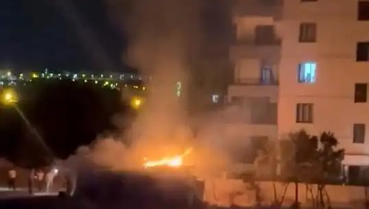 Elazığ'da Tavuk Kümesinde Yangın: Hayvanlar Telef Oldu, Zarar Ortaya Çıktı