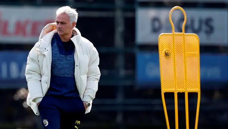 Fatura Mourinho'ya: Futbol Dünyasında Ses Getiren Olayın Ardında Neler Var?