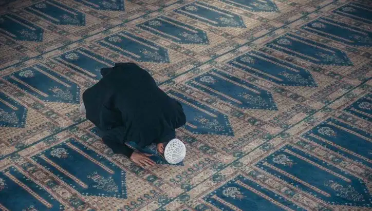 Cuma Namazı İçin Merak Edilen Bilgiler: İstanbul, Ankara ve İzmir Saatleri