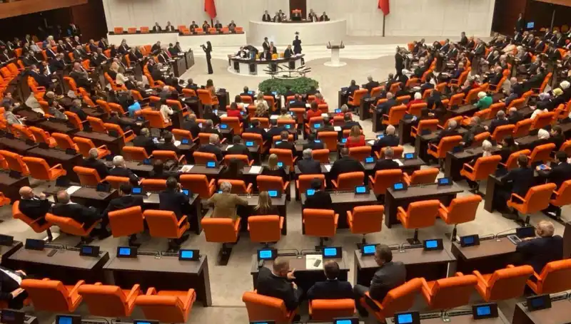 TBMM Komisyonları Uzun Süreli Çalışmalara Devam Ediyor: Yenilikler Yolda