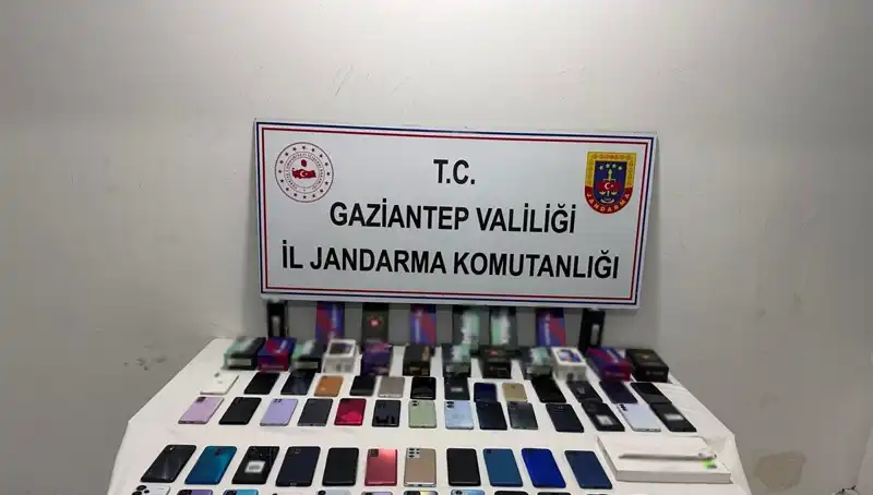 Gaziantep’te Kaçak Telefon Operasyonu: 2 Milyon TL’lik Yakalama!