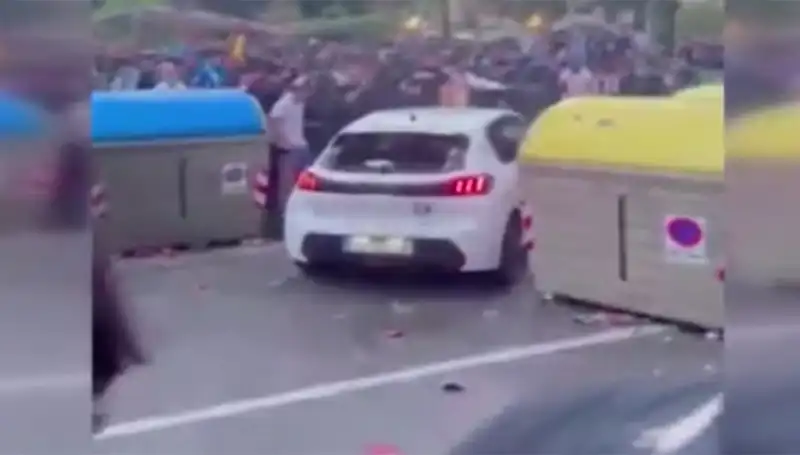 Taraftarların Arasına Dalma Olayı: 13 Yaralı, Güvenlik Sorunları Tartışma Konusu