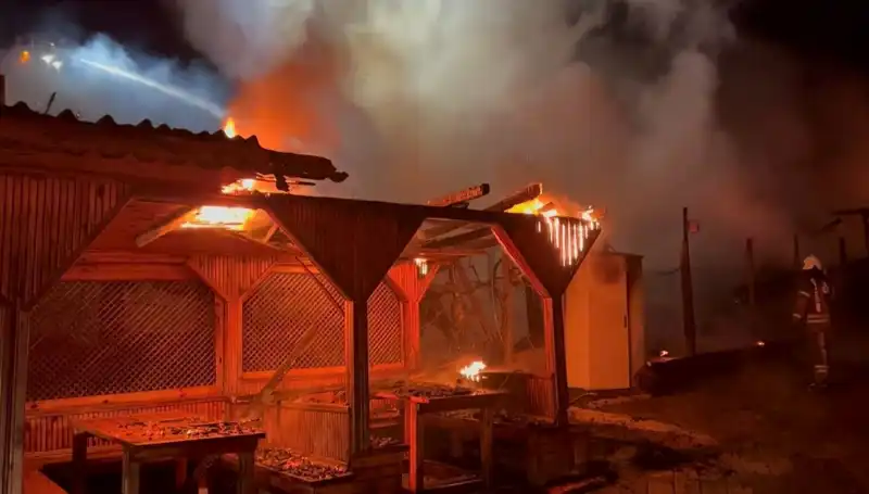 Şile’de Altı Gözleme Restoranı Aynı Anda Alev Alev Yandı!