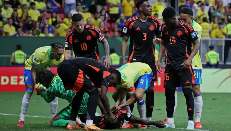 Galatasaraylı Davinson Sanchez'in Maçta Yaşadığı Korkunç Kaza ve Sonrası