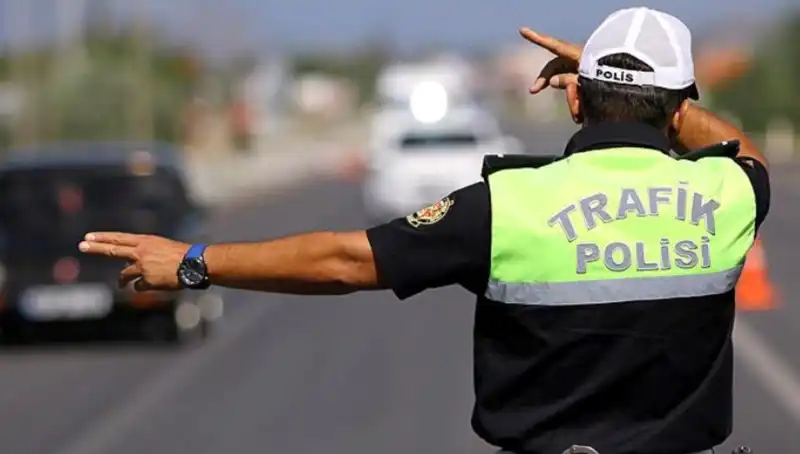 Isparta'da Trafik Denetimleri: 1 Haftada 1.593 Sürücüye Ceza Kesildi