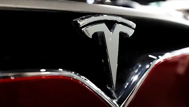 Tesla Türkiye'de Model Y Satış Tarihini Açıkladı: Heyecanlı Bekleyiş Başladı!