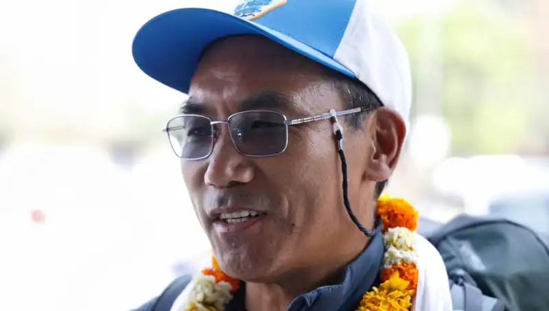 Everest Dağı’nın Zirvesinde Yeni Bir Rekor: "Everest Adam" Tarih Yazdı
